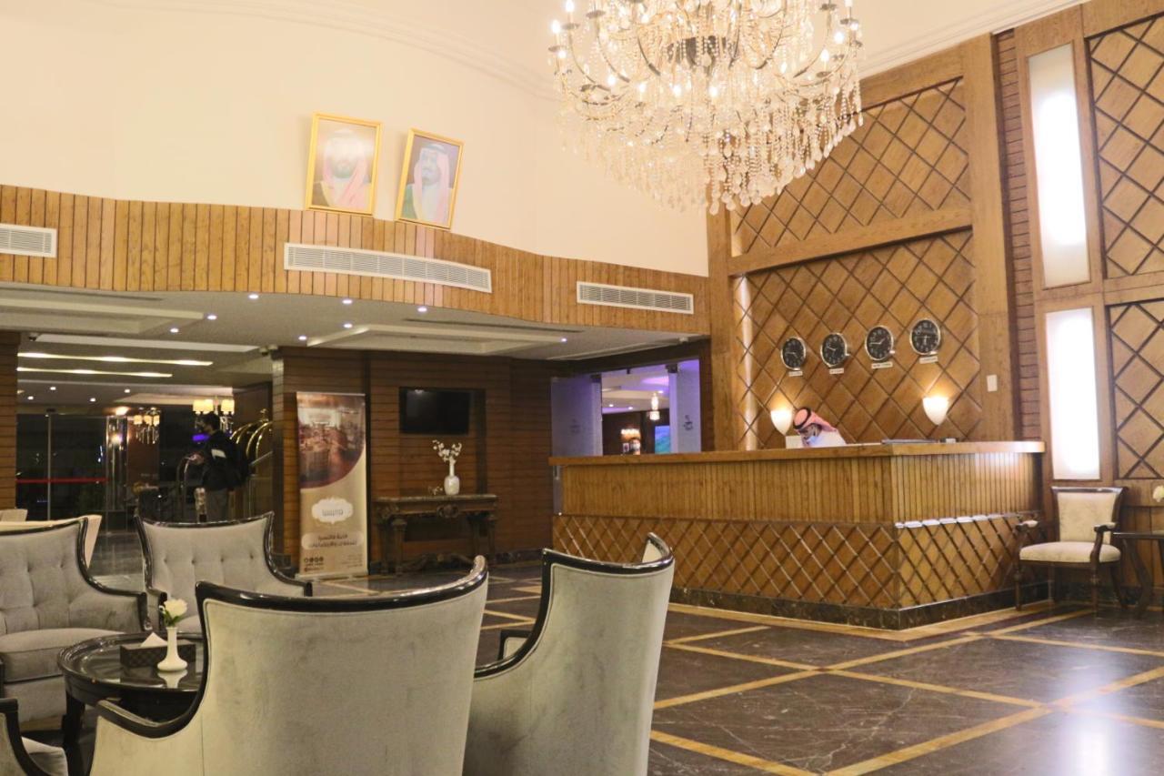 Valencia Hotel Suites Ель-Хубар Екстер'єр фото