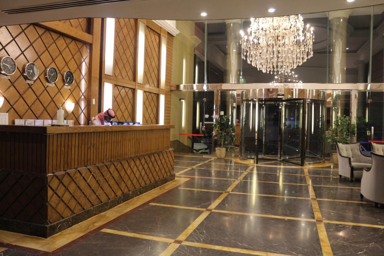 Valencia Hotel Suites Ель-Хубар Екстер'єр фото
