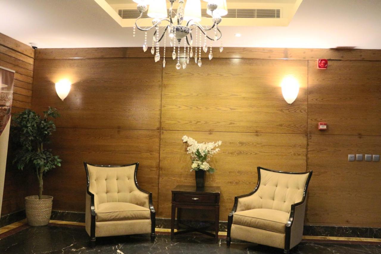 Valencia Hotel Suites Ель-Хубар Екстер'єр фото